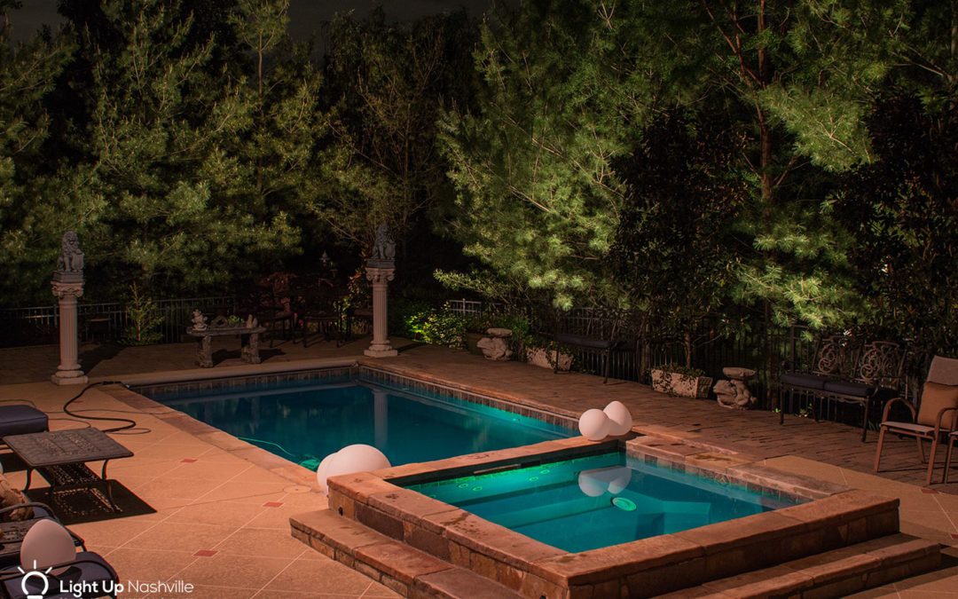 low voltage lighting around backyard swimming pool