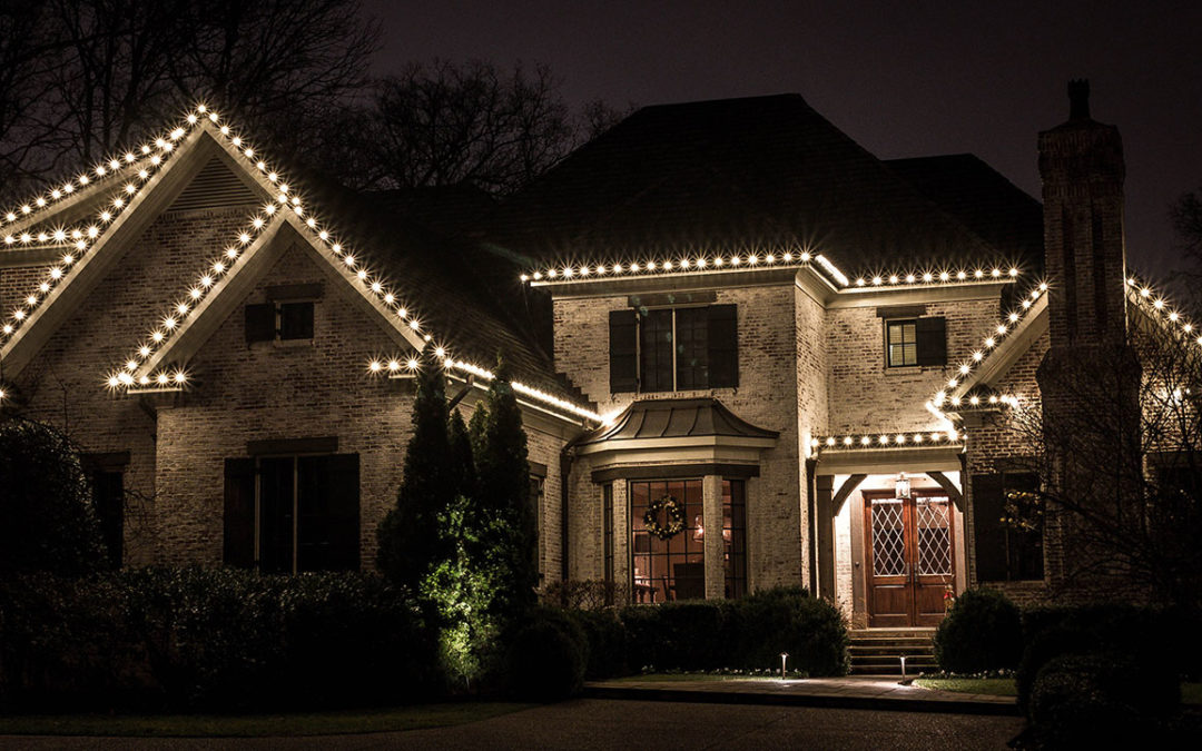 christmas-roofline-lighting