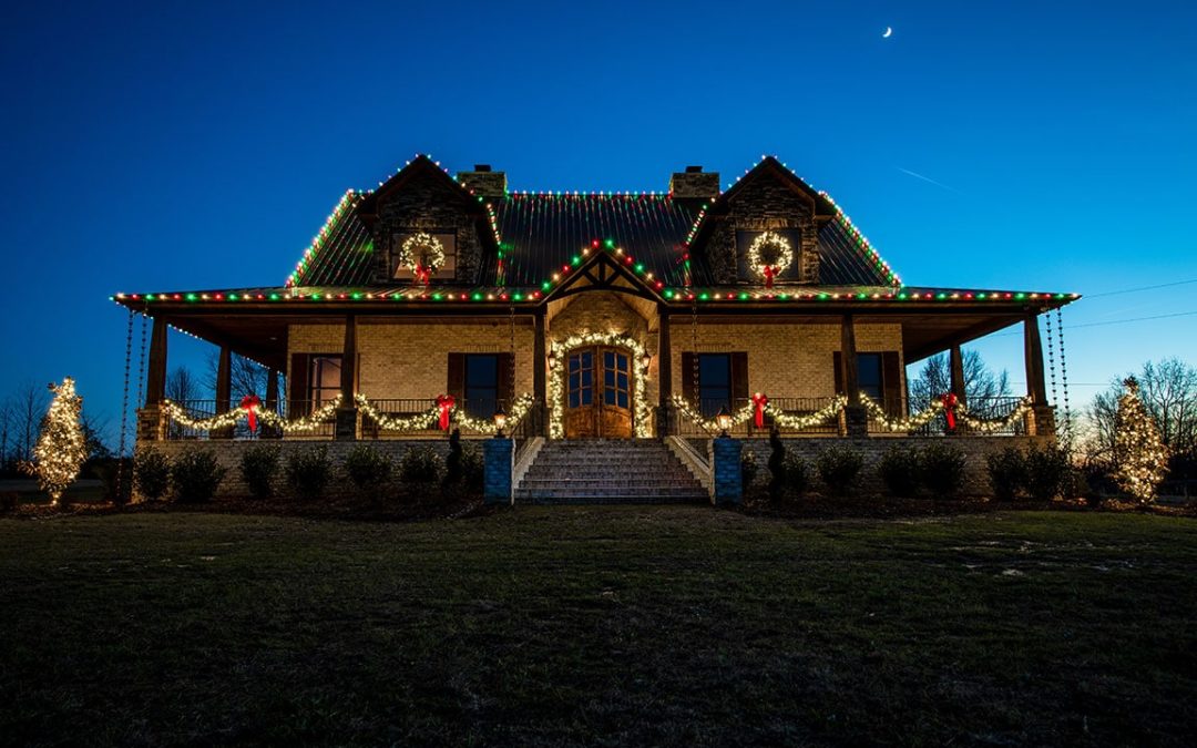 white red green classic Christmas lights