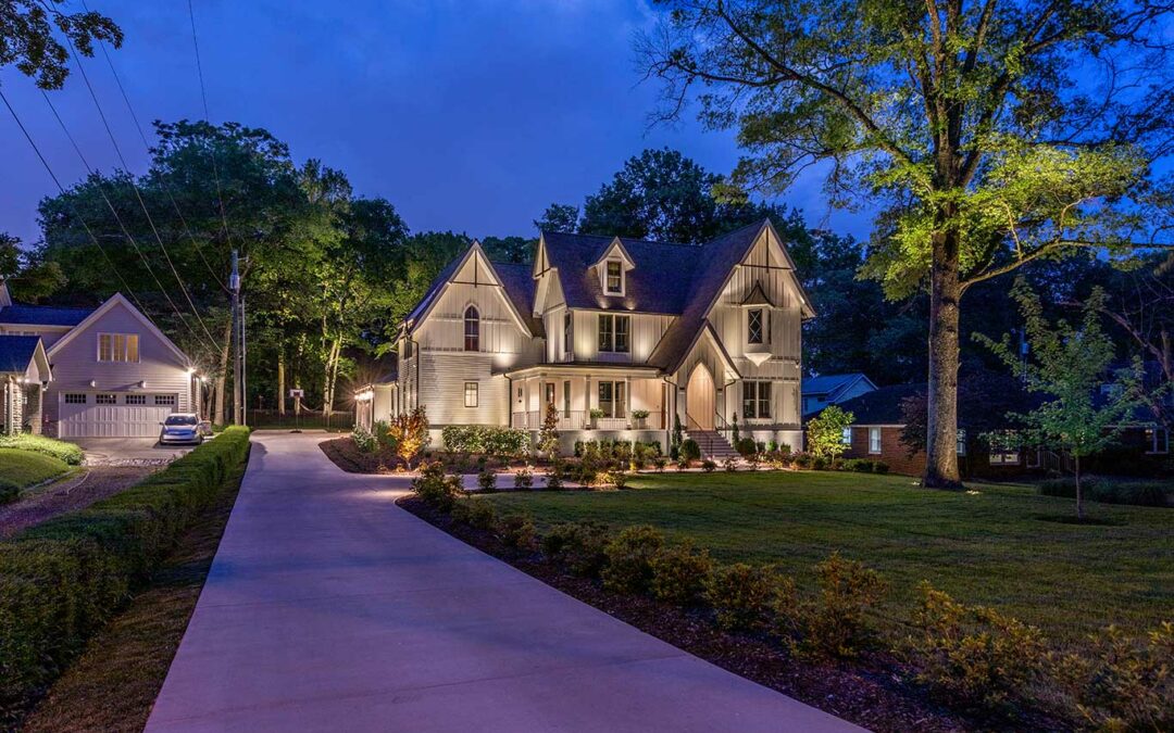 outdoor lighting for curb appeal