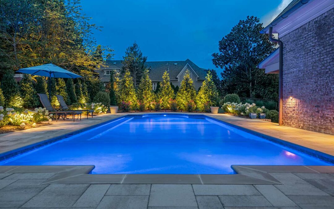 landscape lighting around pool