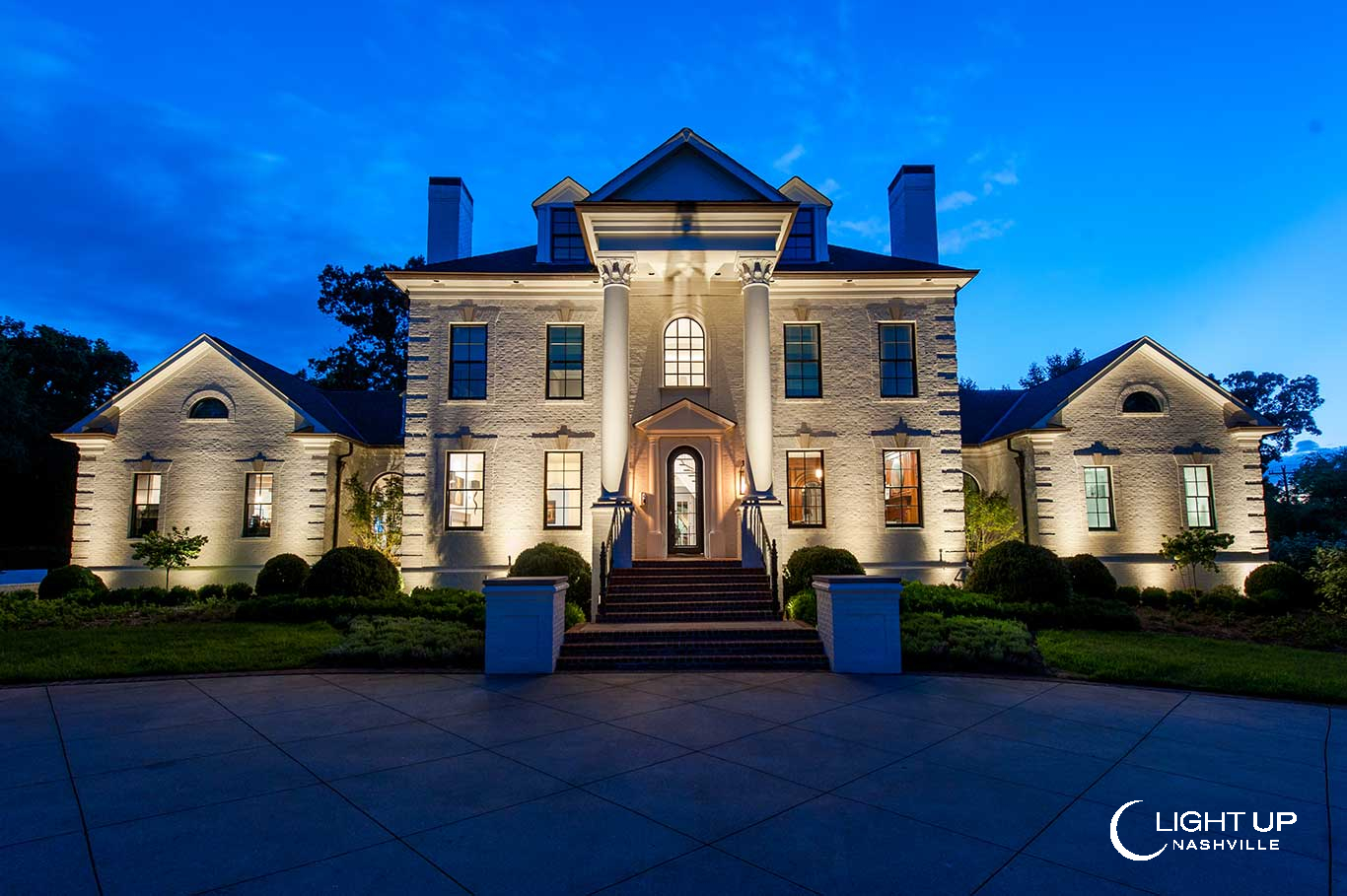 Have The Best Lighting In Your Neighborhood -Franklin Outdoor Lighting