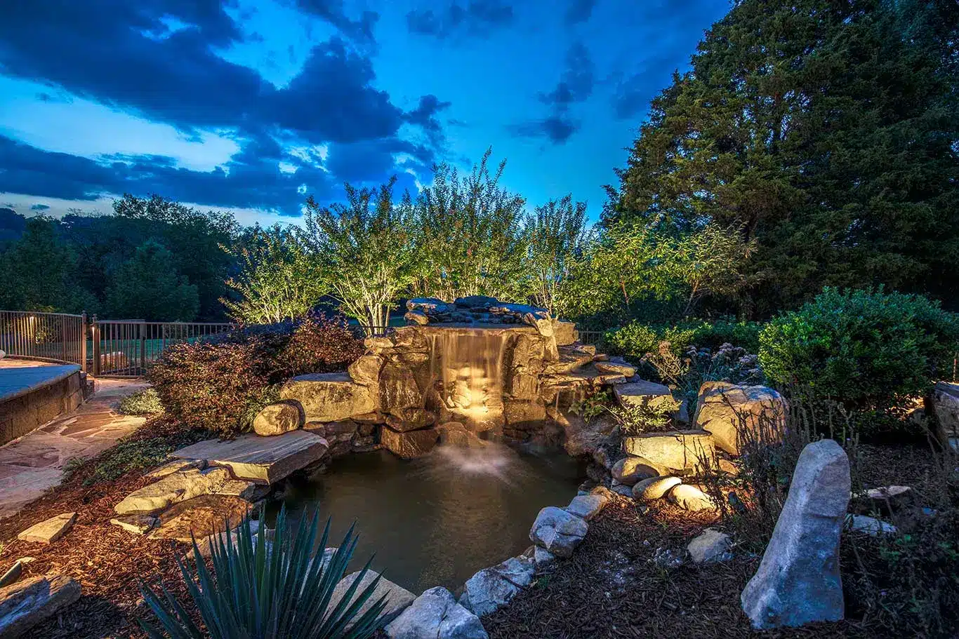 Outdoor Landscape Lighting Design & Installation in Nashville